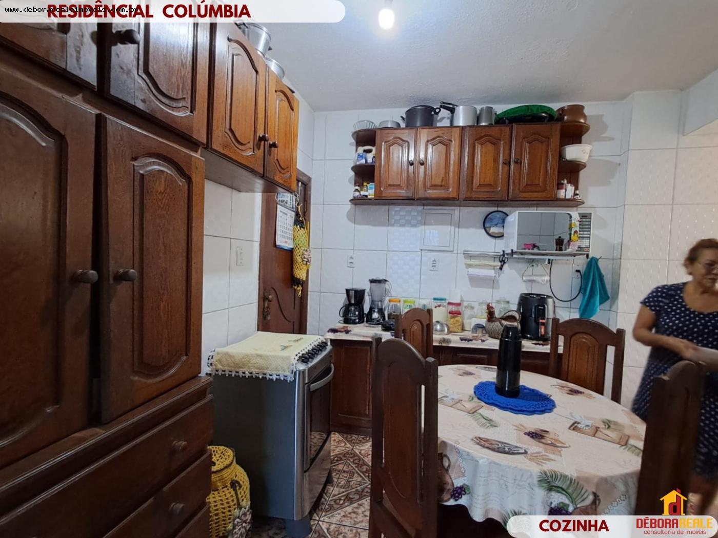 Apartamento à venda com 4 quartos, 188m² - Foto 2